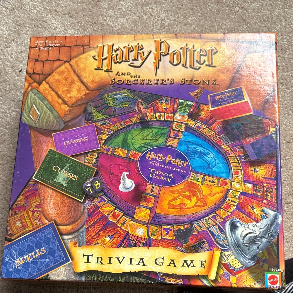 Mattel Harry Potter Trivia Game - Purple and Gold